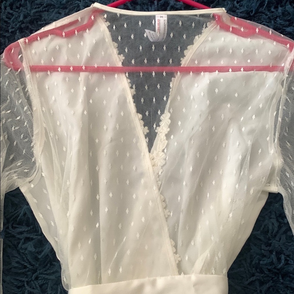 Flora Nikrooz Bridal Robe - Picture 7 of 7